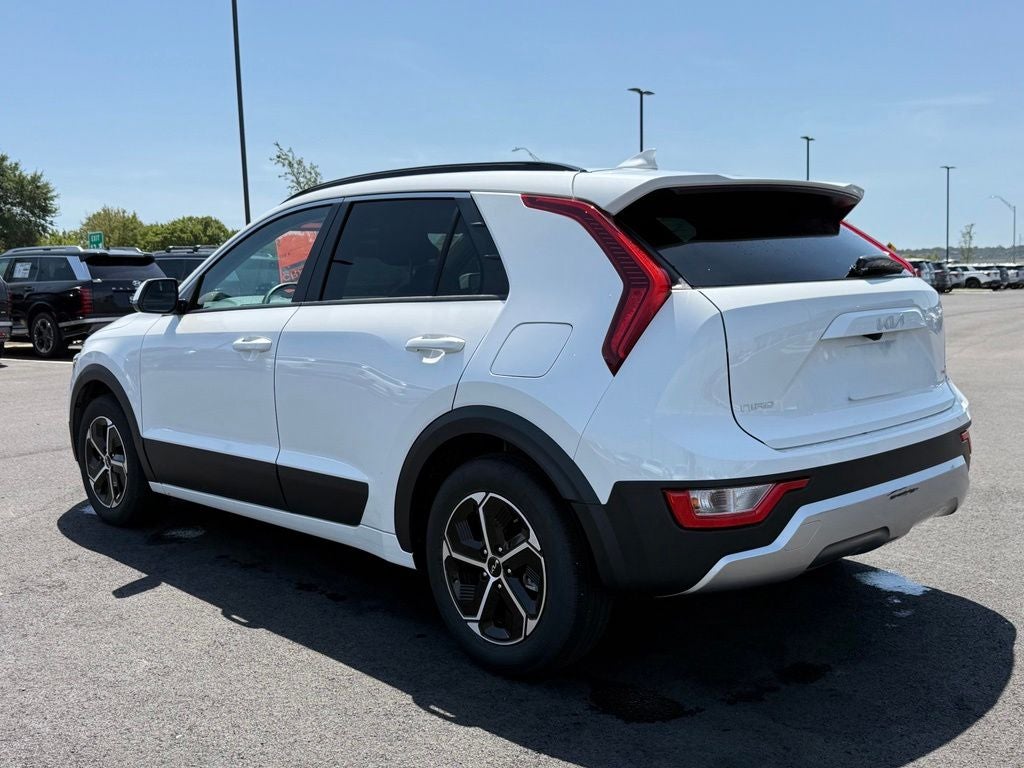2025 Kia Niro LX