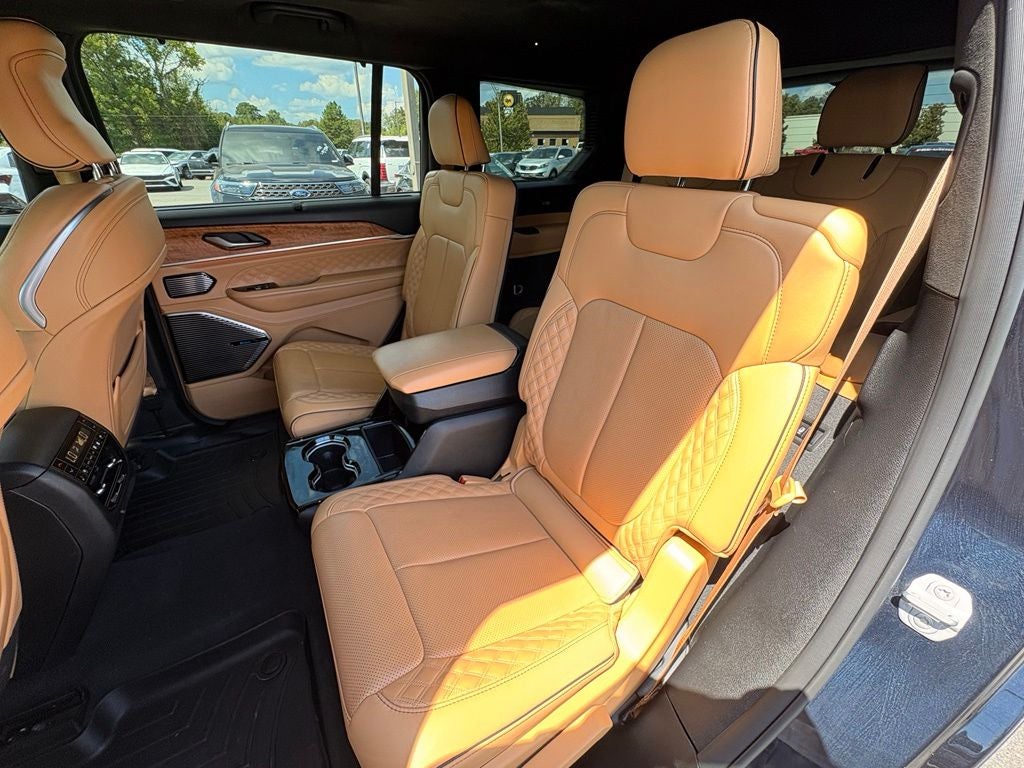 2023 Jeep Grand Cherokee L Summit