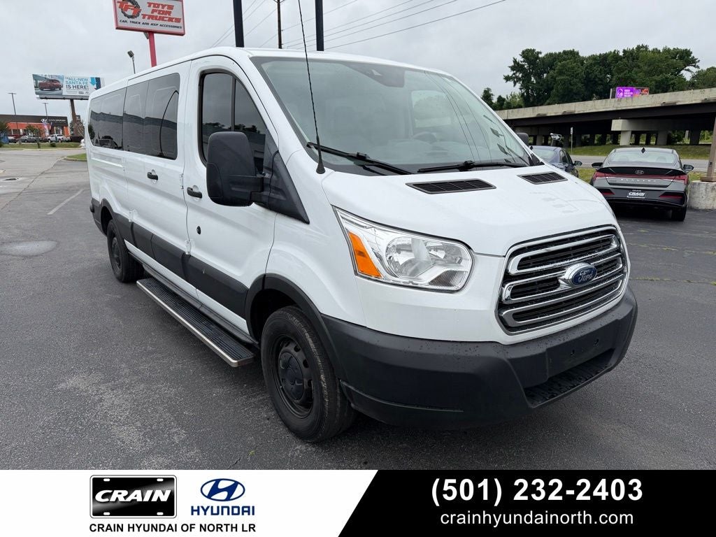 2019 Ford Transit-350 XLT 15 PASSENGER / CLEAN CAR-FAX / LOW MILES