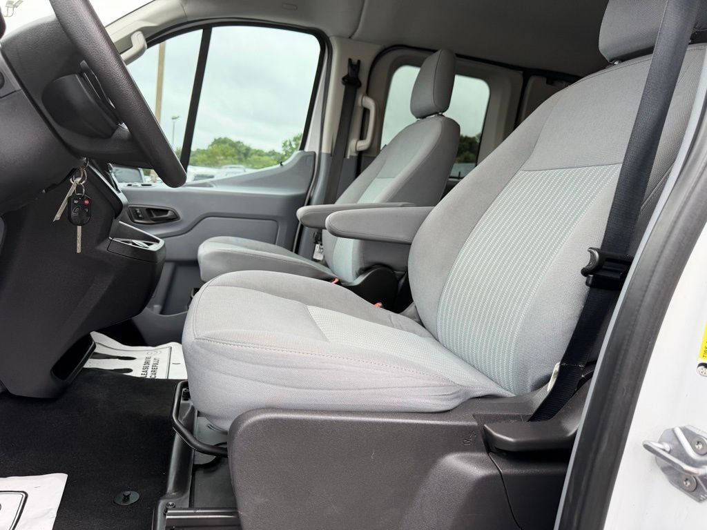 2019 Ford Transit-350 XLT 15 PASSENGER / CLEAN CAR-FAX / LOW MILES
