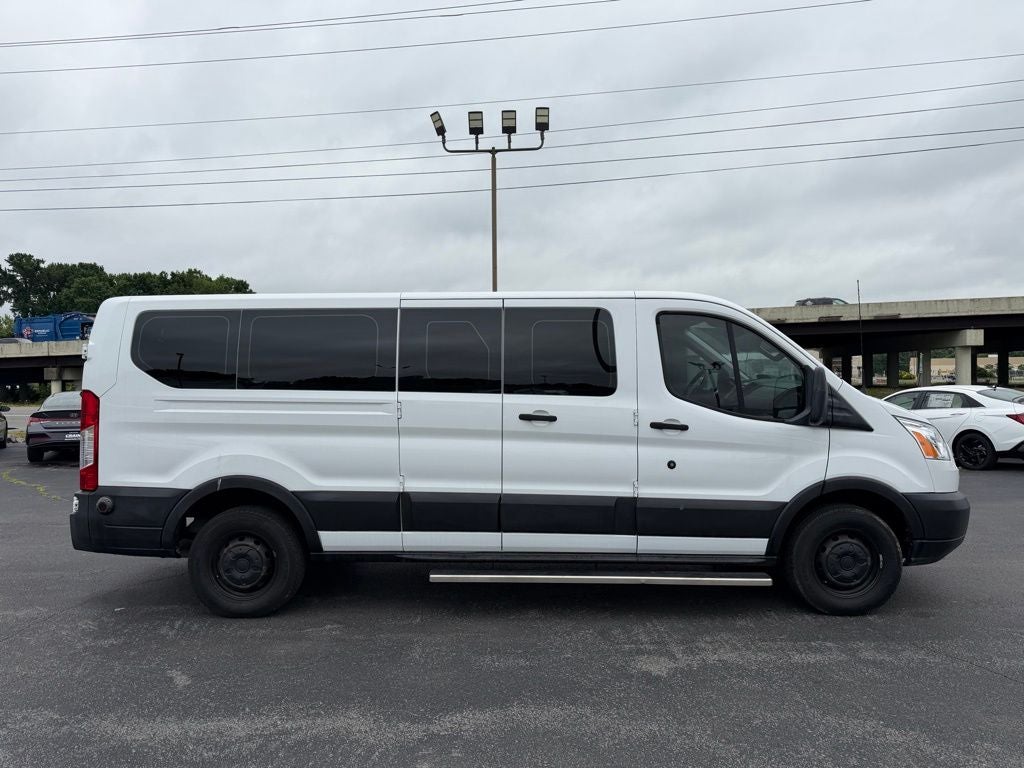 2019 Ford Transit-350 XLT 15 PASSENGER / CLEAN CAR-FAX / LOW MILES