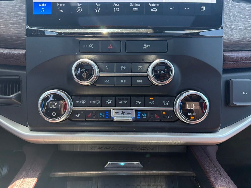 2024 Ford Expedition Limited 1-Owner / Panoramic Vista Roof