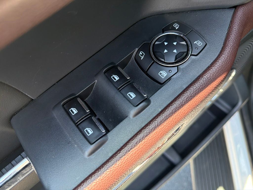 2024 Ford Expedition Limited 1-Owner / Panoramic Vista Roof