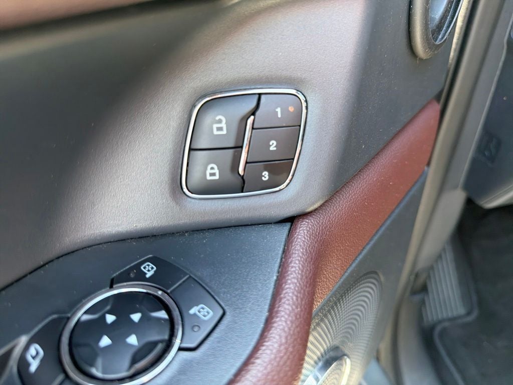 2024 Ford Expedition Limited 1-Owner / Panoramic Vista Roof