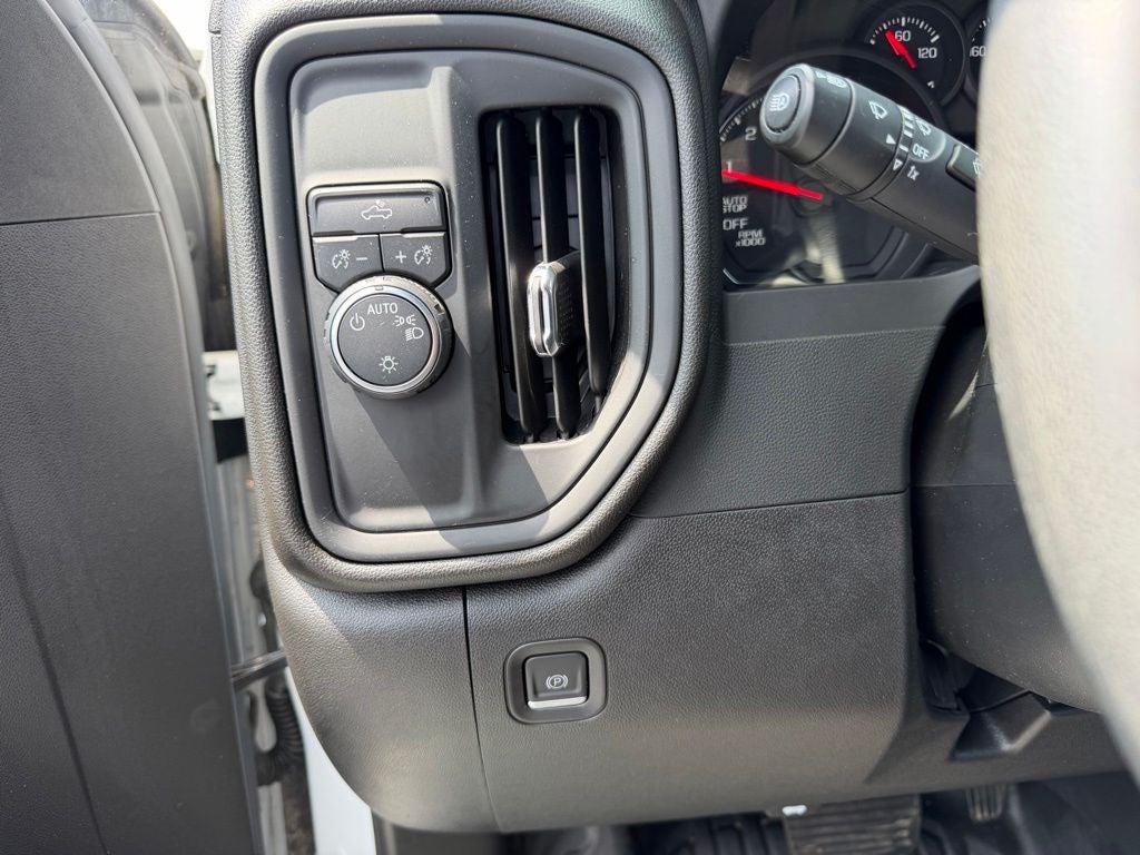 2023 Chevrolet Silverado 1500 WT