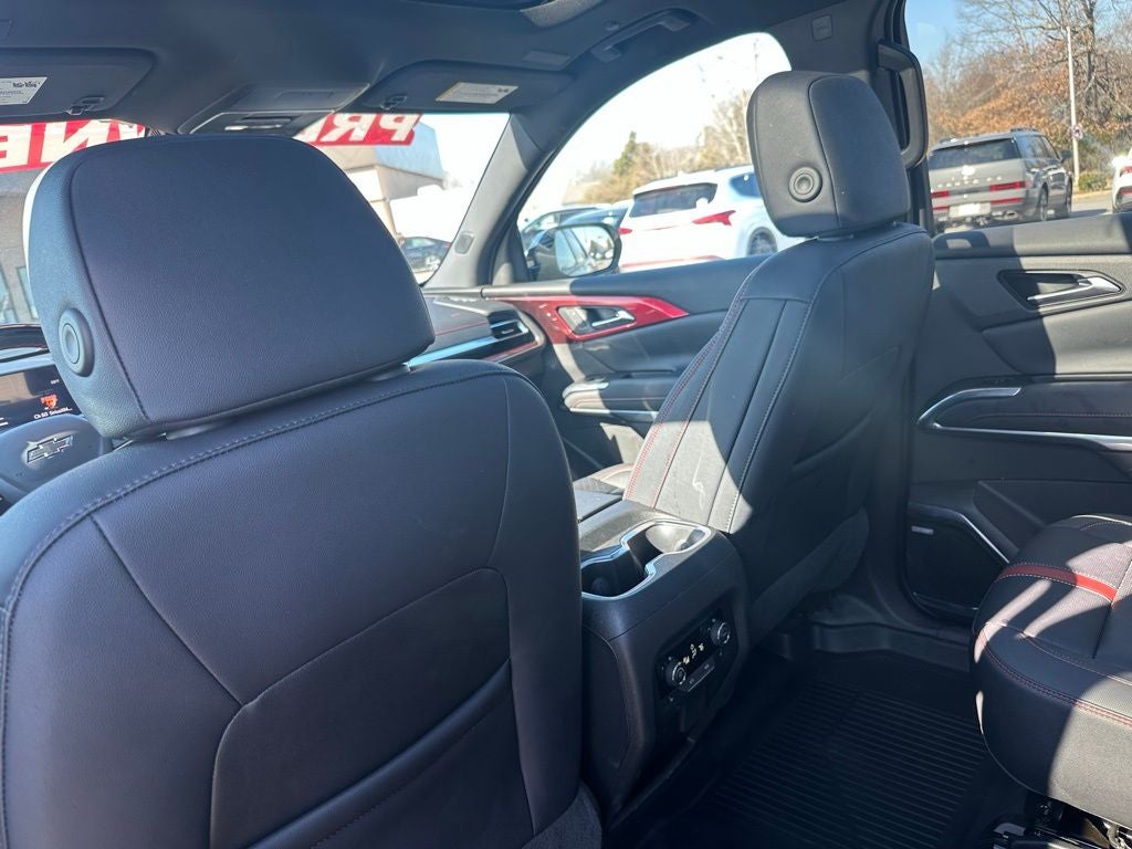 2025 Chevrolet Traverse RS