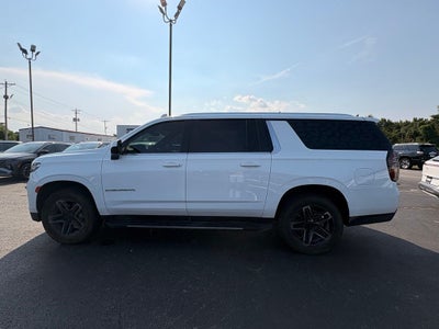 2024 Chevrolet Suburban LS