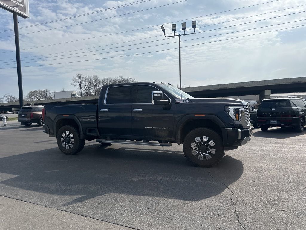 2024 GMC Sierra 2500HD Denali
