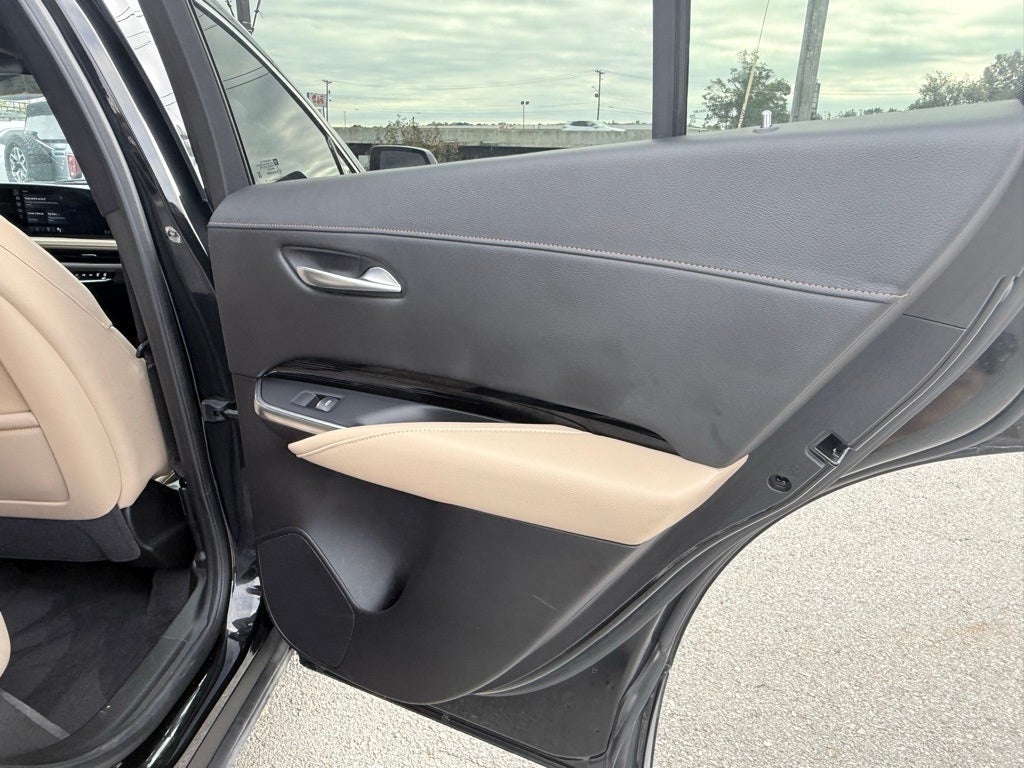 2024 Cadillac XT4 Luxury