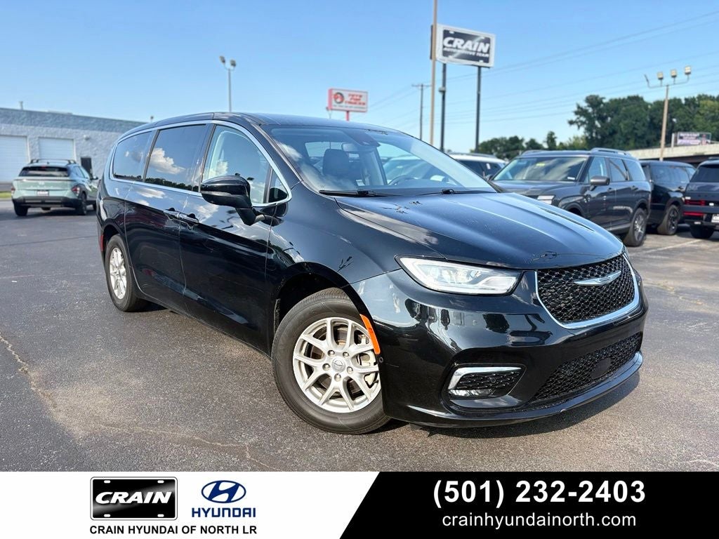 2023 Chrysler Pacifica Touring L