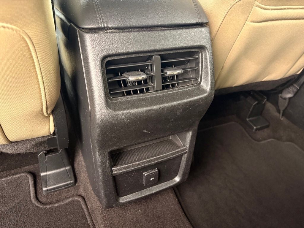 2020 Ford Edge SE