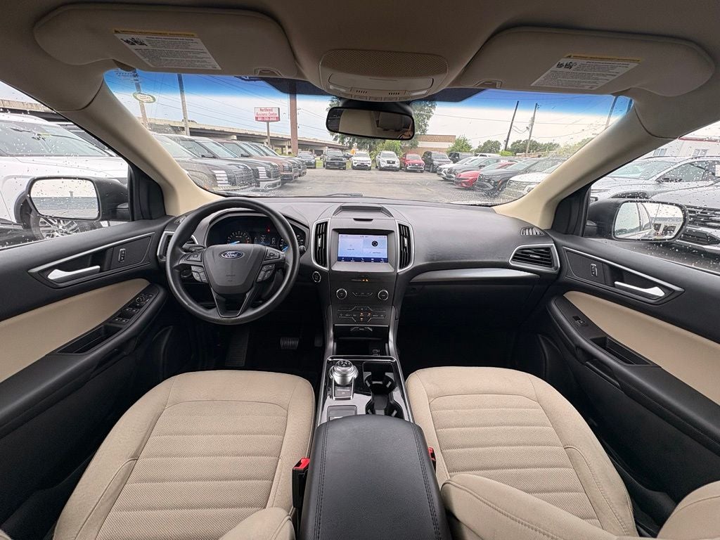 2020 Ford Edge SE