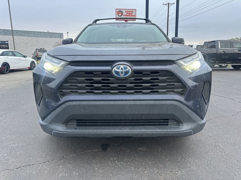 2022 Toyota RAV4 Hybrid XLE