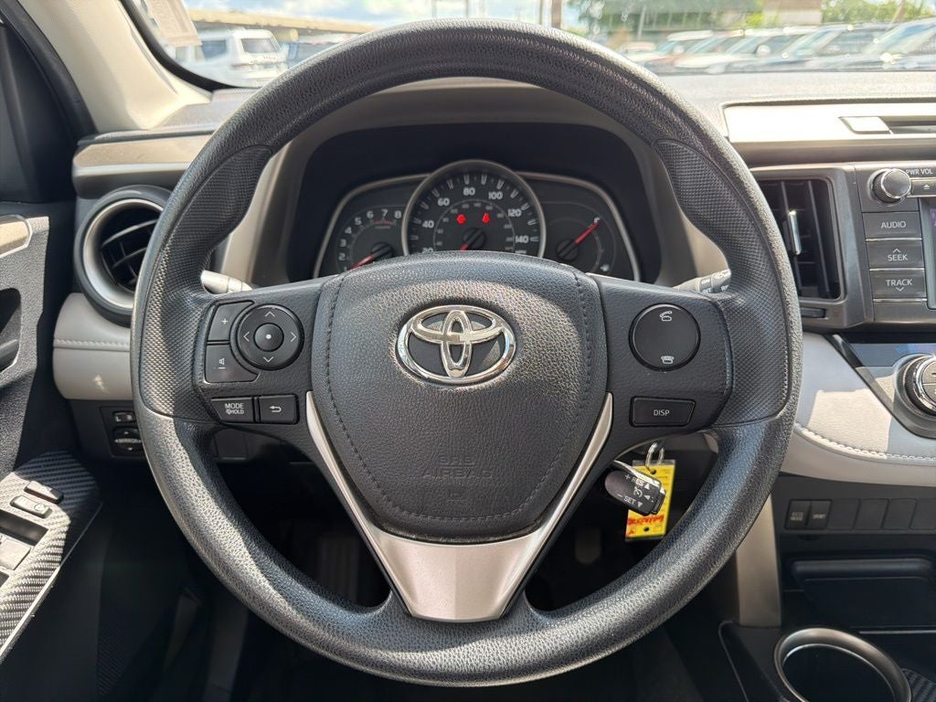 2013 Toyota RAV4 XLE Fresh Trade / Clean Carfax / Super Clean