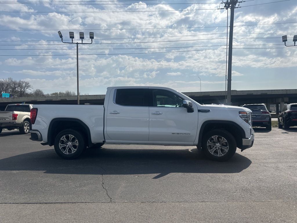 2025 GMC Sierra 1500 SLT