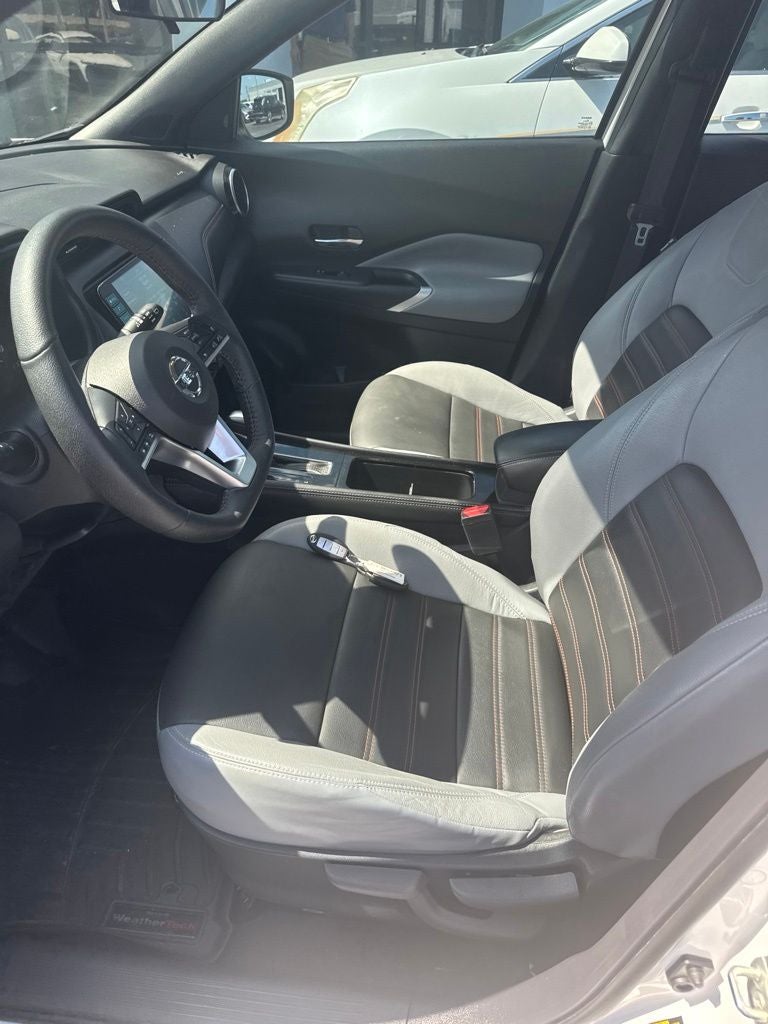 2021 Nissan Kicks SR