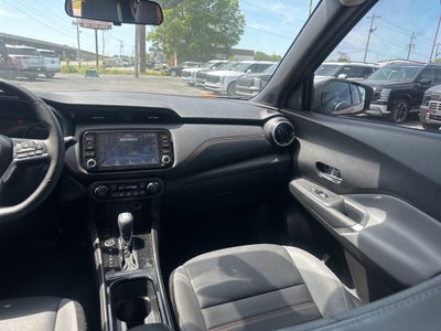 2024 Nissan Kicks SR