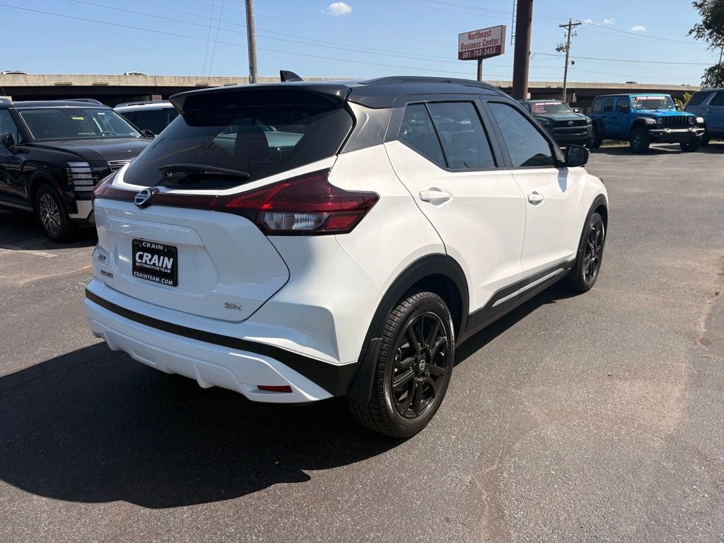 2025 Nissan Kicks SV
