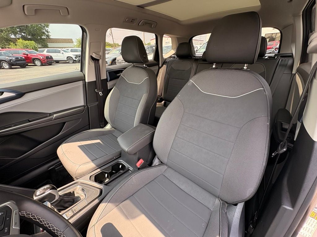 2024 Volkswagen Taos 1.5T SE