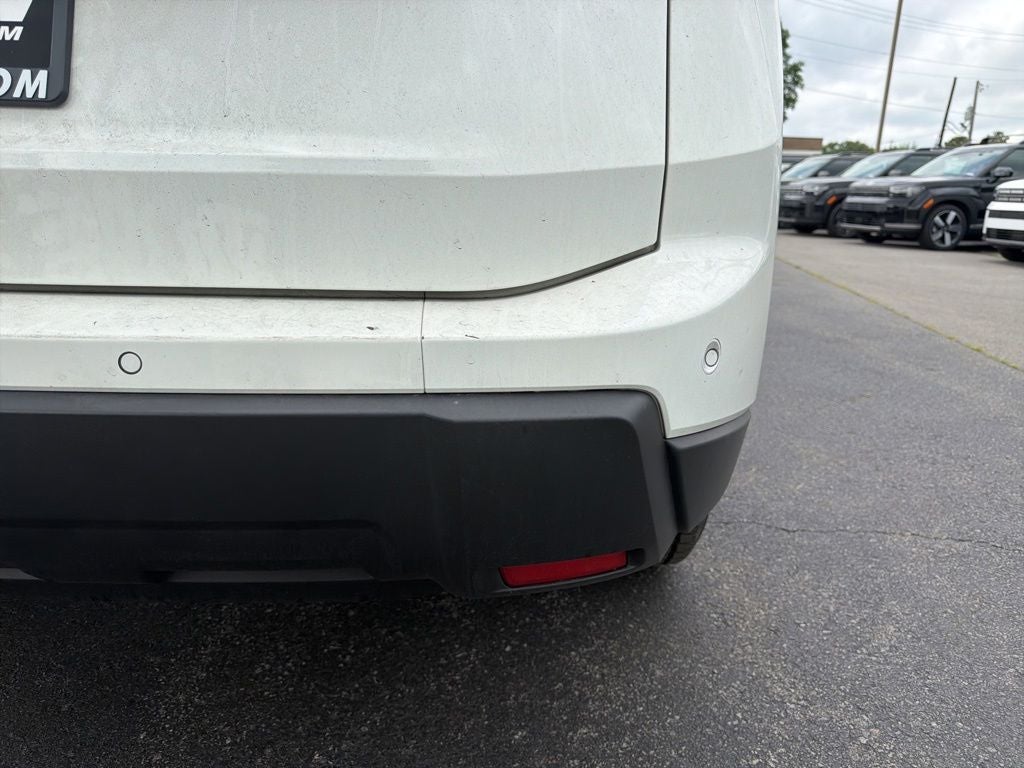 2024 Nissan Rogue S 1-Owner / Blind Spot / Rear Parking Sensors