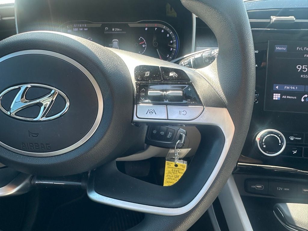 2022 Hyundai Tucson SE