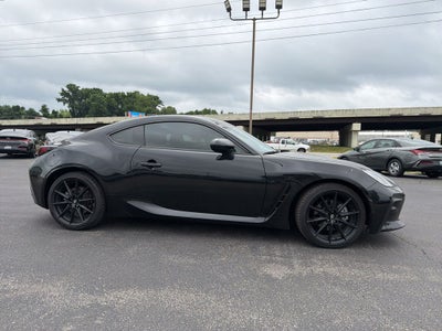 2024 Toyota GR86 Premium Clean Carfax / Apple CarPlay/Android Auto / 6-spee