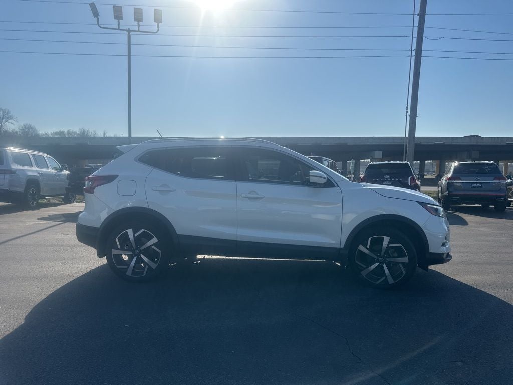 2020 Nissan Rogue Sport SL