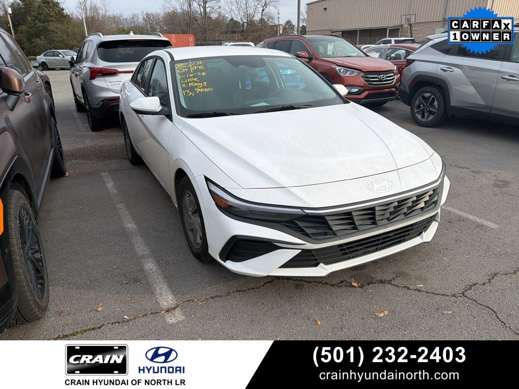 2025 Hyundai Elantra SE