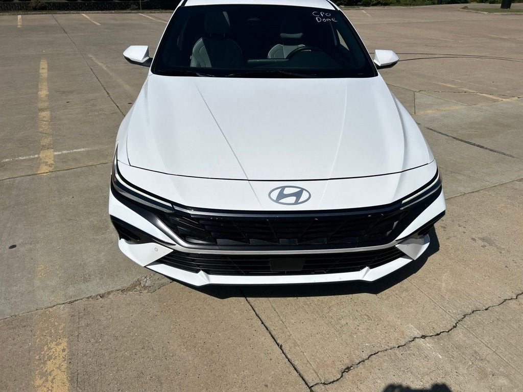 2024 Hyundai Elantra Hybrid Limited