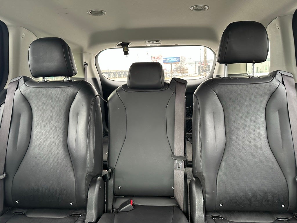 2023 Kia Carnival LX