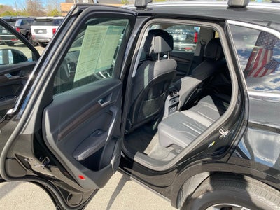 2024 Audi Q5 45 S line Premium quattro