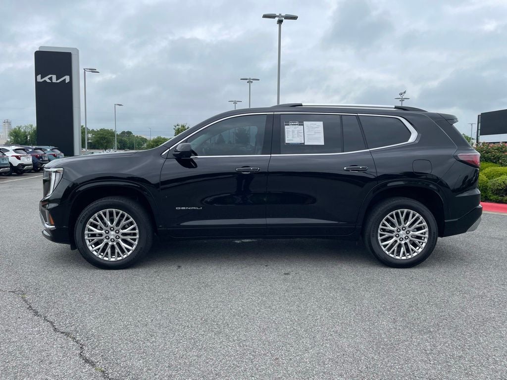 2024 GMC Acadia Denali
