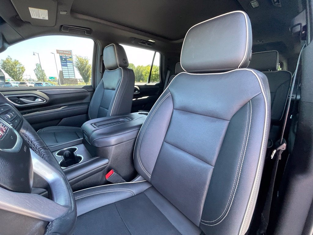 2022 GMC Yukon SLT Premium Luxury Package-Clean Carfax