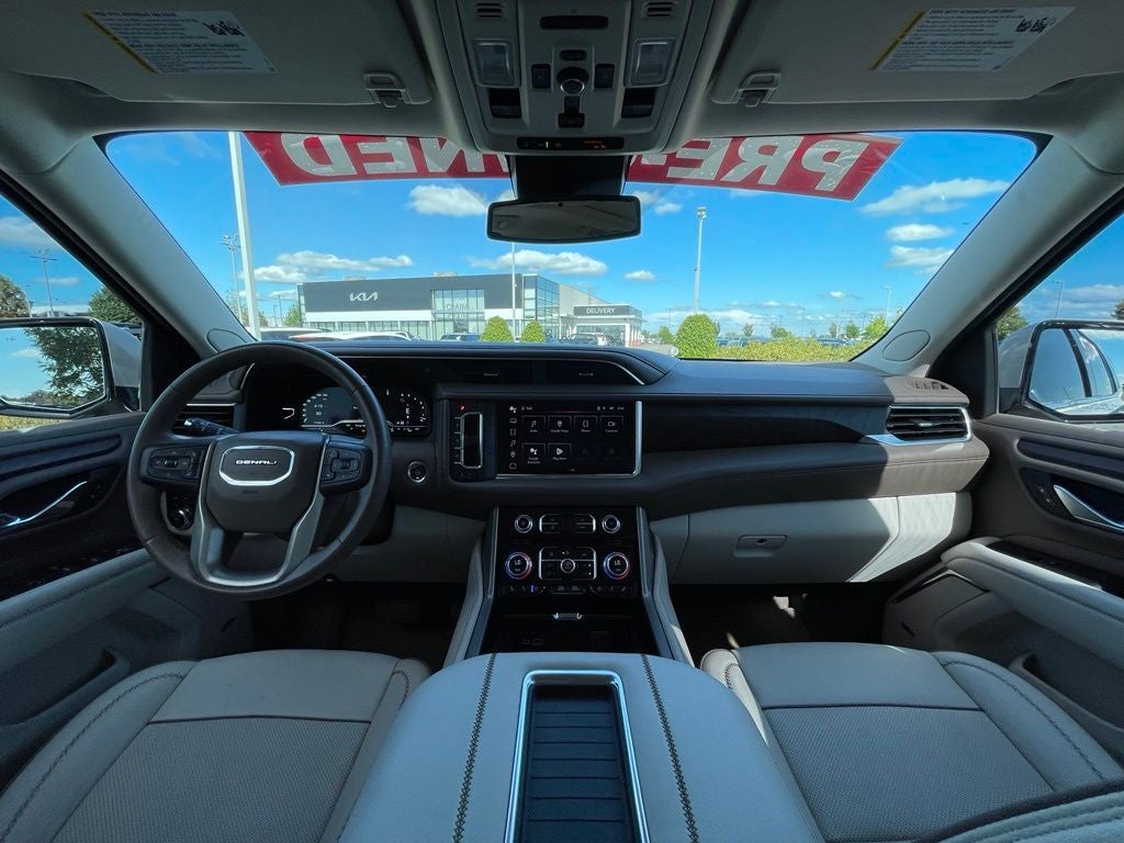 2023 GMC Yukon Denali