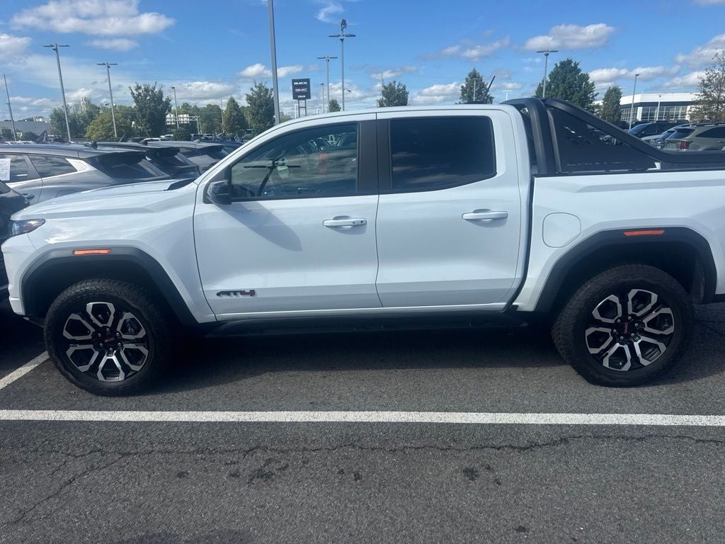2025 GMC Canyon AT4