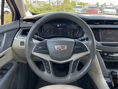 2022 Cadillac XT5 Premium Luxury