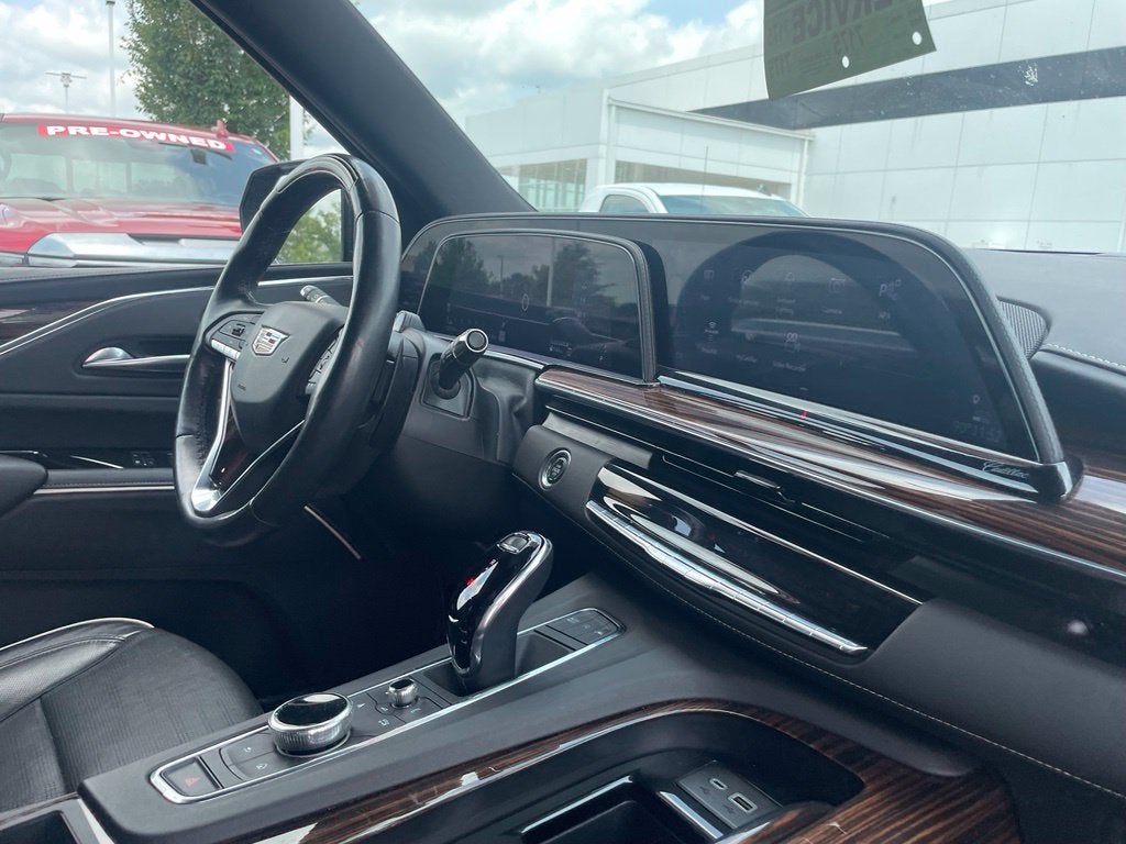 2023 Cadillac Escalade ESV Premium