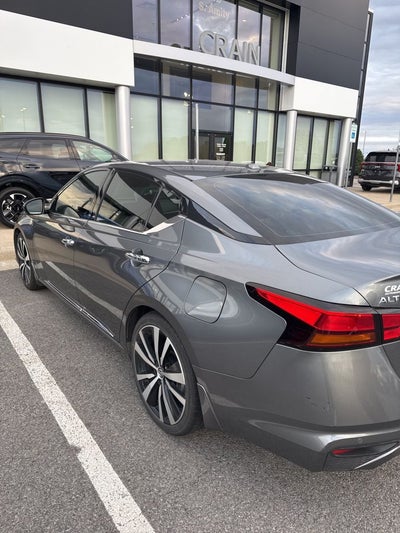 2020 Nissan Altima 2.5 Platinum