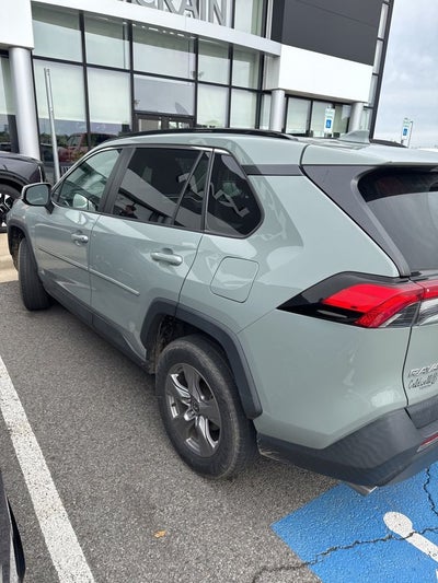 2022 Toyota RAV4 XLE