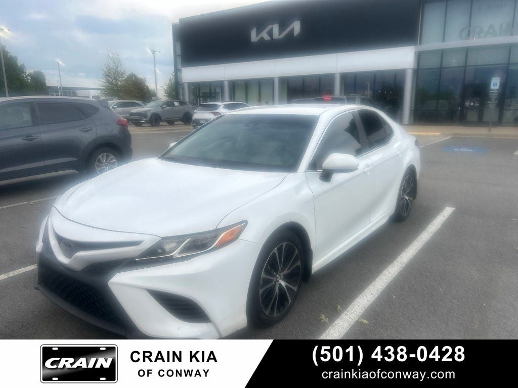 2019 Toyota Camry SE