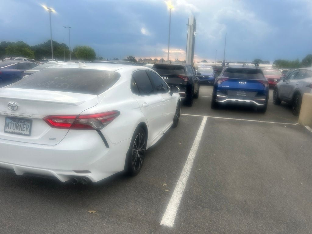 2019 Toyota Camry SE