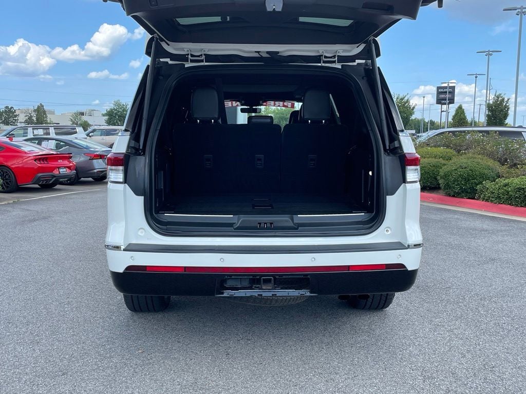2023 Lincoln Navigator L Reserve