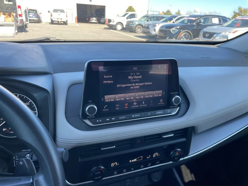 2024 Nissan Rogue SV