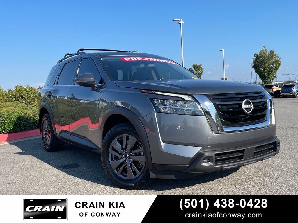 2022 Nissan Pathfinder SV