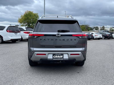 2023 Nissan Pathfinder Platinum