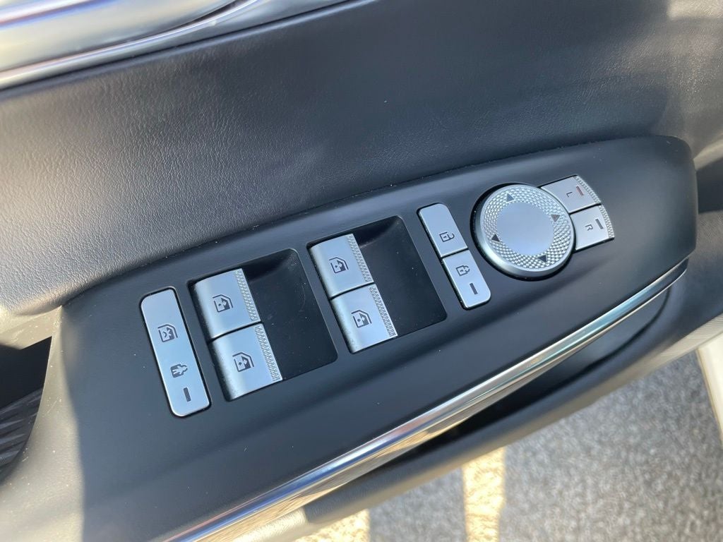 2025 Genesis GV70 2.5T