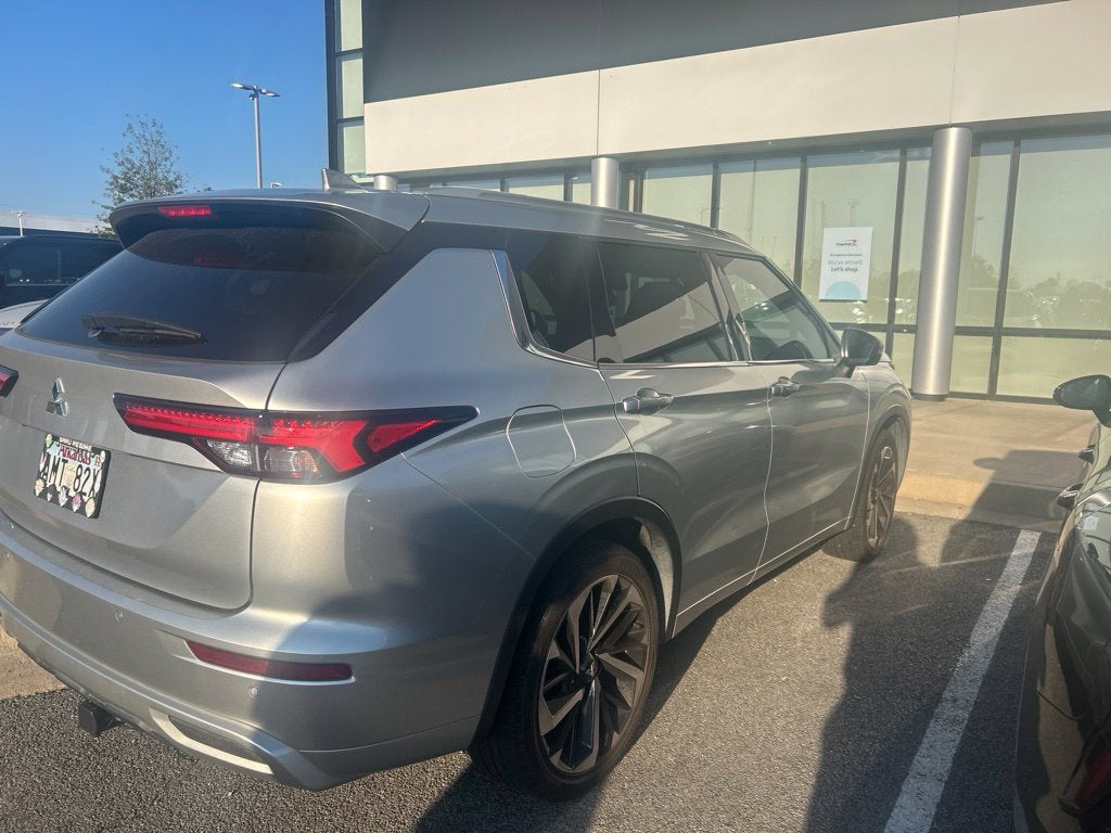 2022 Mitsubishi Outlander SEL