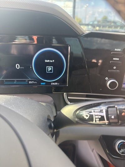 2022 Hyundai Elantra SEL