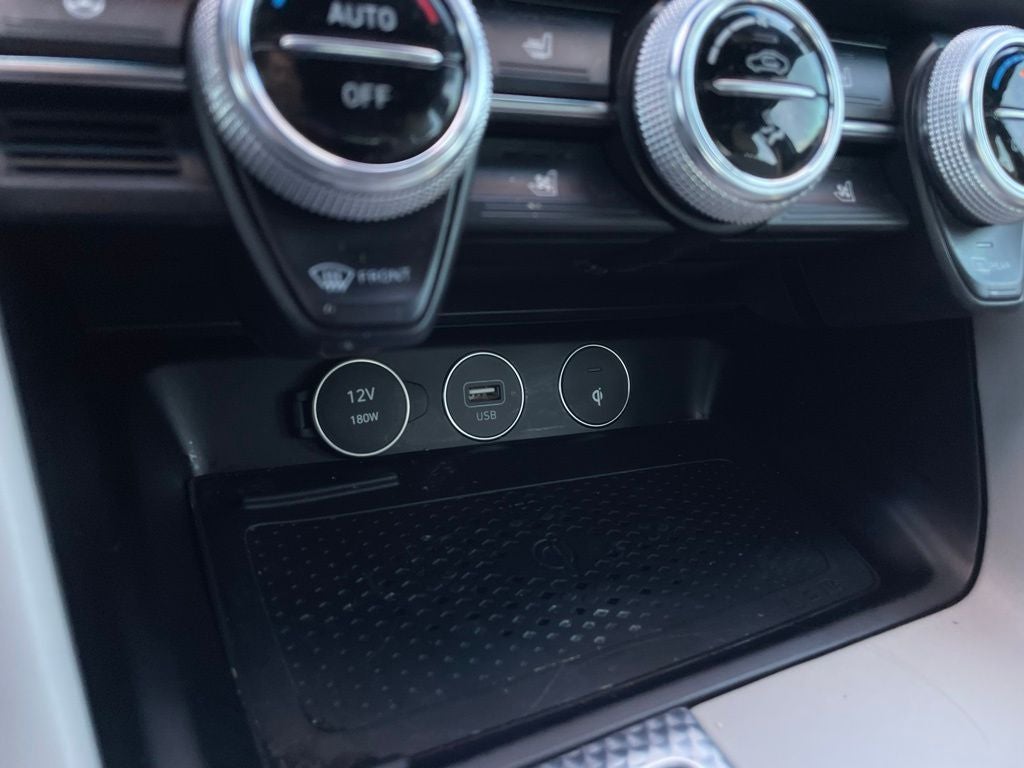 2023 Genesis G70 3.3T