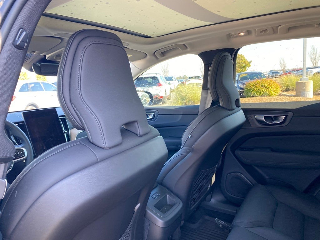 2026 Volvo XC60 B5 Core